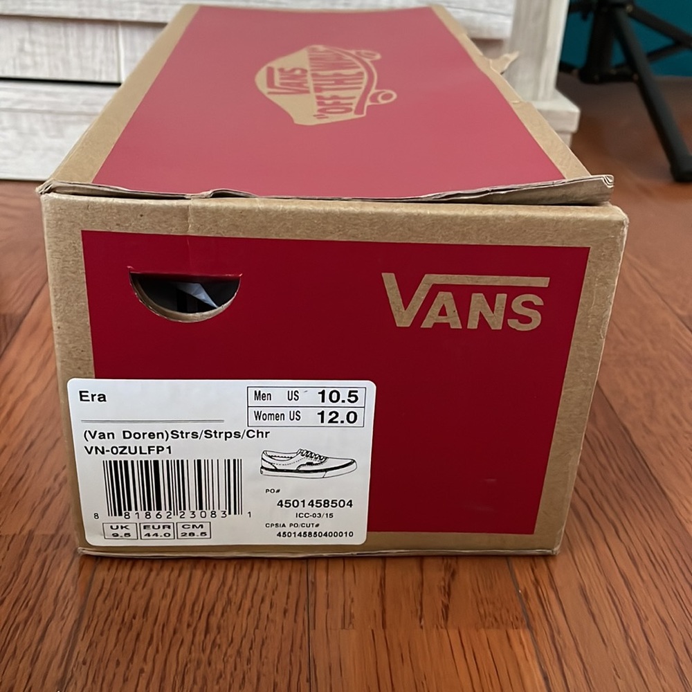 VANS Era (Van Doren) Stars and Stripes/Checkered Men's Shoes - Picture 11 of 16